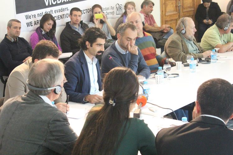 461787_717051611696219_1844409544934415944_o