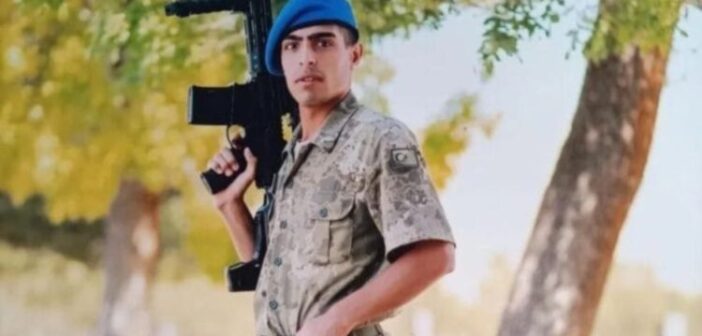 Urfalı zorunlu asker hayatını kaybetti. Annesi: “Kendini boğdu dediler, boğazında hiçbir iz yok”